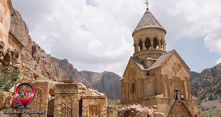 Armenia Sebuah Perjalanan Melintasi Zaman