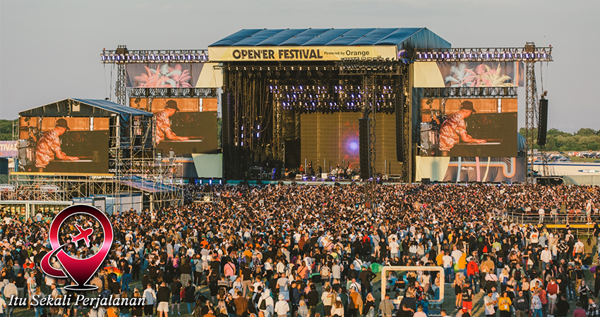 Serunya Festival Musim Panas di Polandia