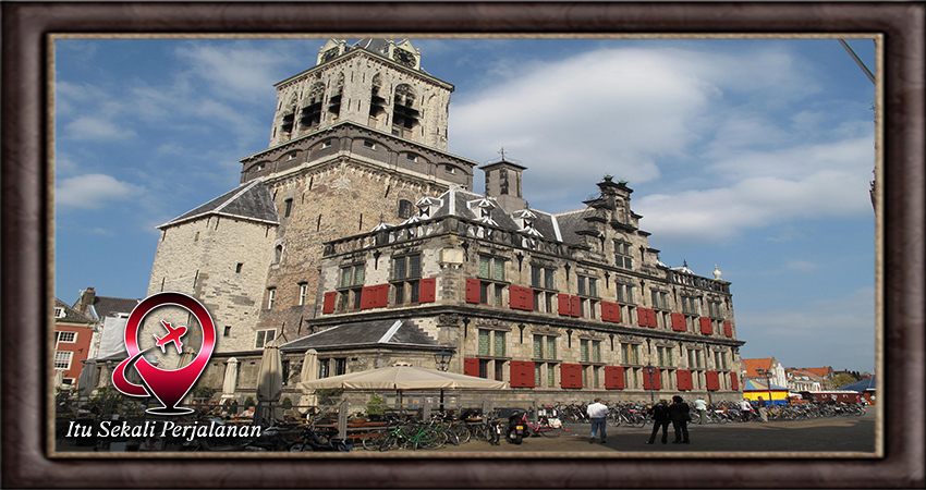 Merasakan Suasana Tua di Delft’s Historic Center